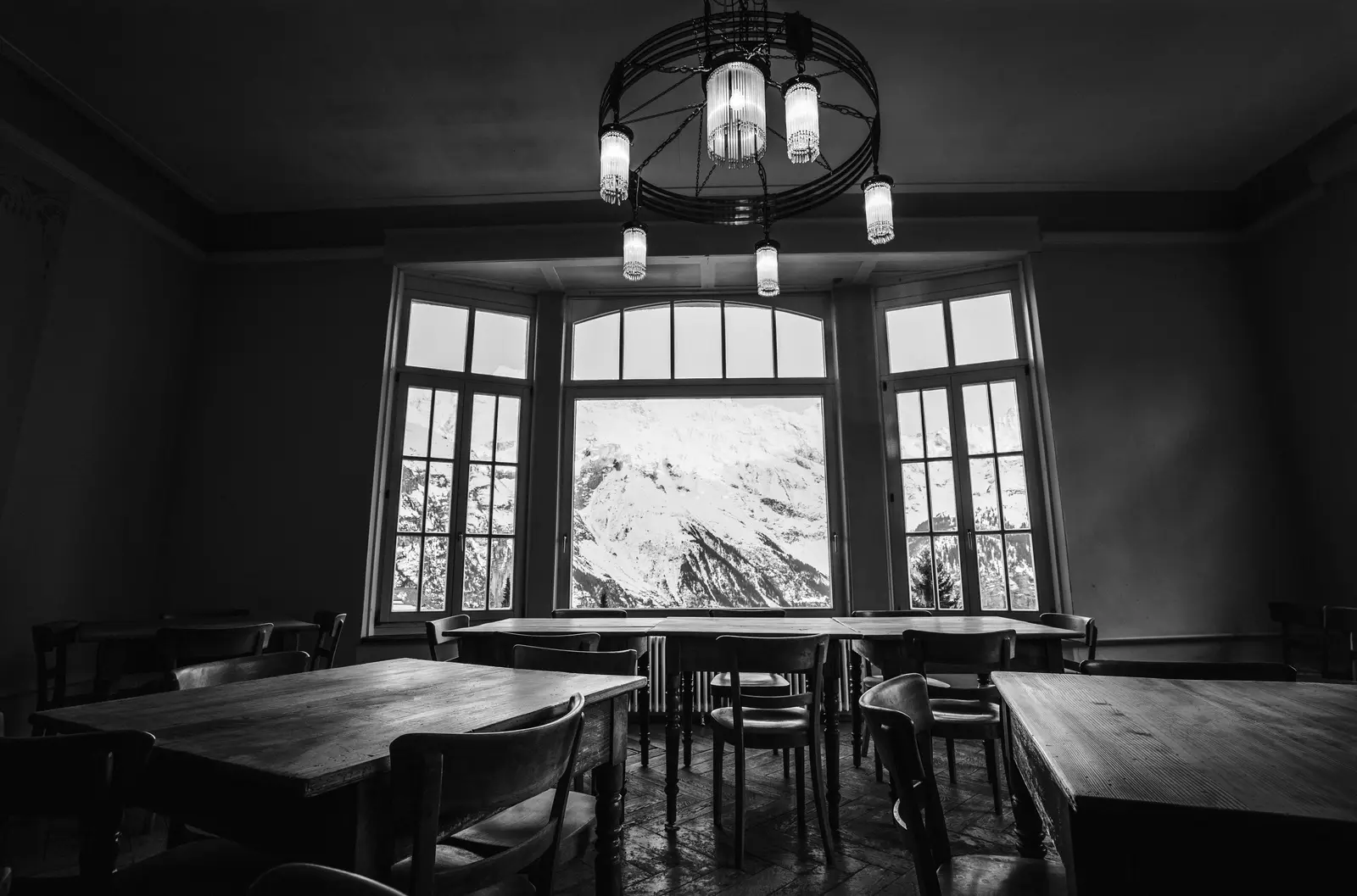 La salle de réunion du cabinet, grandes fenêtres